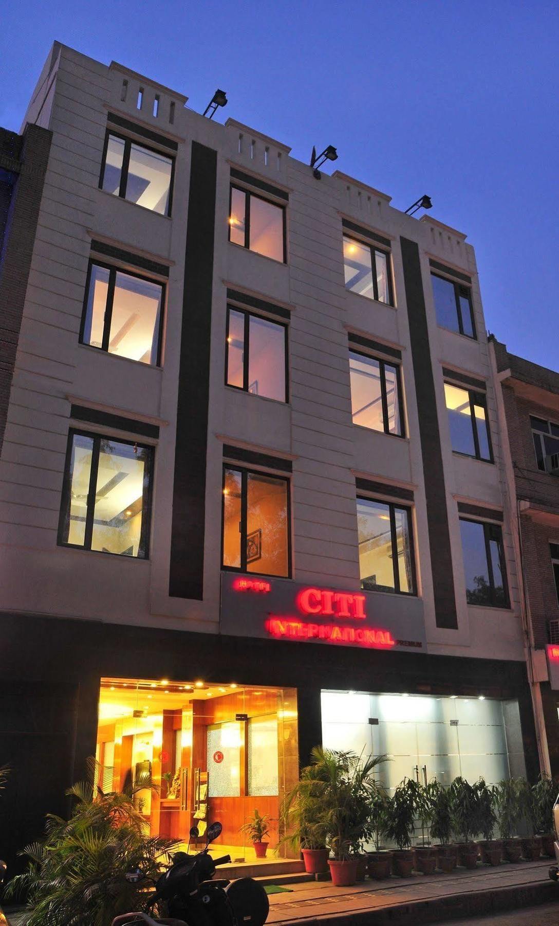 Citi International Hotel New Delhi Exterior photo